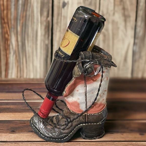 Handmade Wine Boot Holder Resin & Faux Fur Tabletop Decorative New H 9.5… - Picture 8 of 15